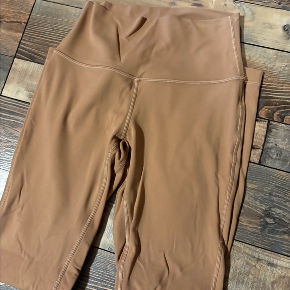 lululemon leggings - Picture 2 of 3